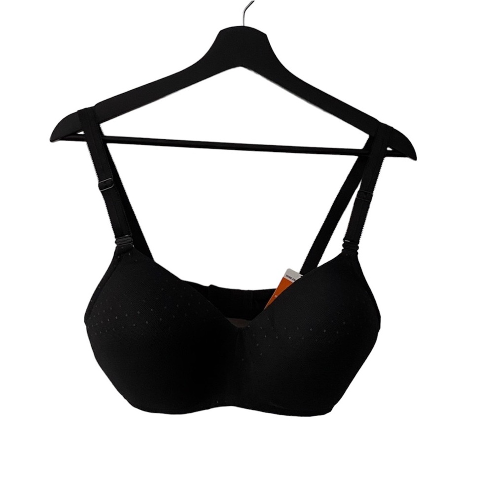 Warner’s Wireless Criss Cross Strap Bra